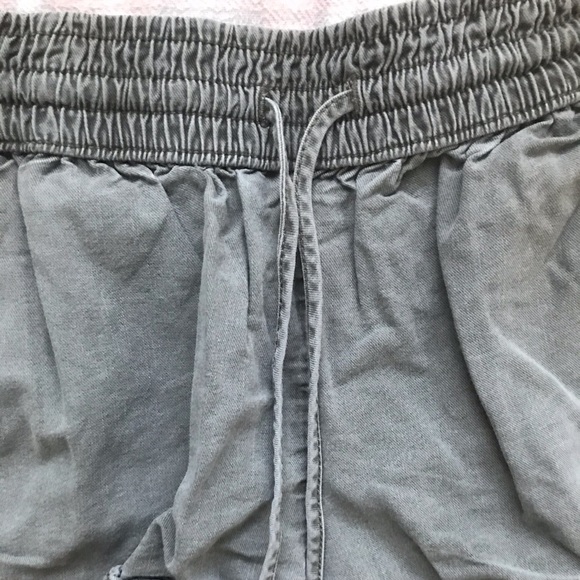 Olive Green Hollister Shorts - Picture 4 of 4